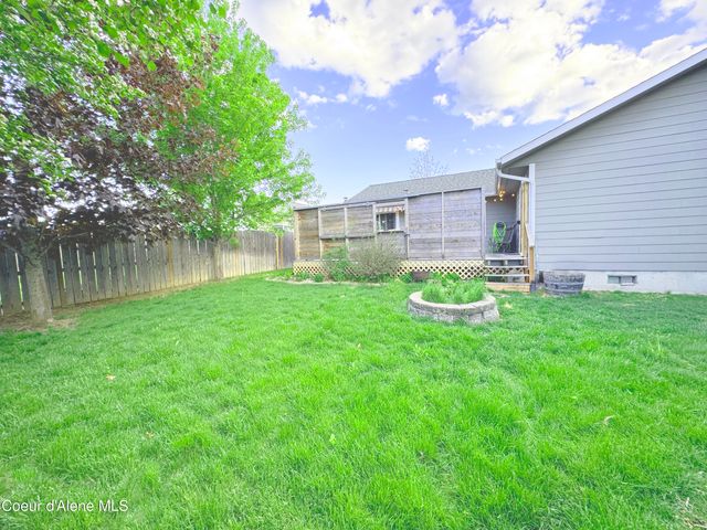 1610 Hemlock CT, Sandpoint, ID 83864