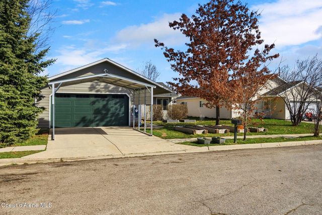 1610 Hemlock CT, Sandpoint, ID 83864