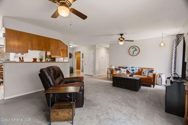 1610 Hemlock CT, Sandpoint, ID 83864