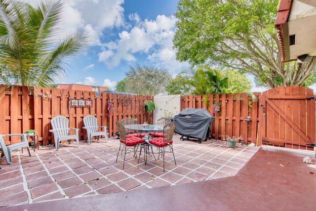 3838 Victoria Drive, West Palm Beach, FL 33406