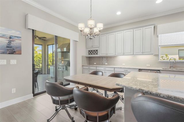 5424 TRAILS BEND COURT STREET, Sarasota, FL 34238