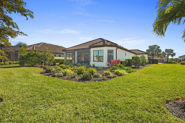 5424 TRAILS BEND COURT STREET, Sarasota, FL 34238
