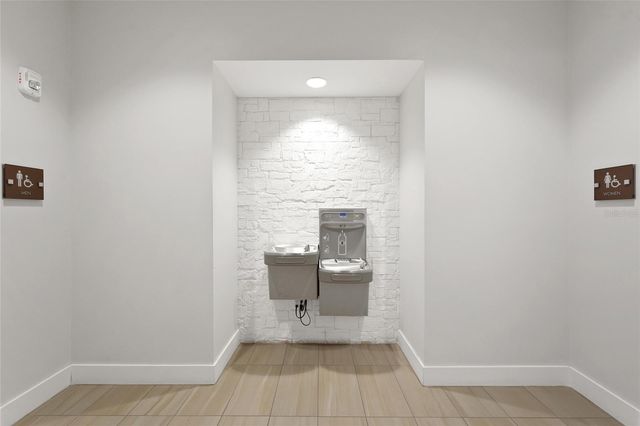 5424 TRAILS BEND COURT STREET, Sarasota, FL 34238