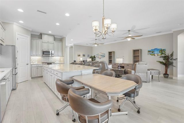 5424 TRAILS BEND COURT STREET, Sarasota, FL 34238