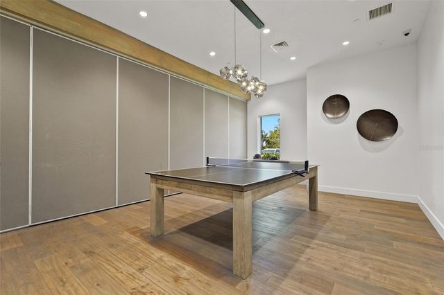 5424 TRAILS BEND COURT STREET, Sarasota, FL 34238