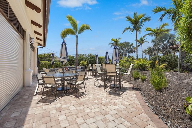 5424 TRAILS BEND COURT STREET, Sarasota, FL 34238