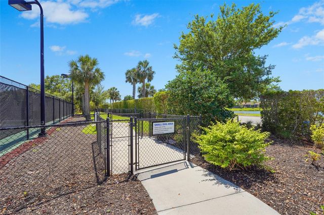 5424 TRAILS BEND COURT STREET, Sarasota, FL 34238