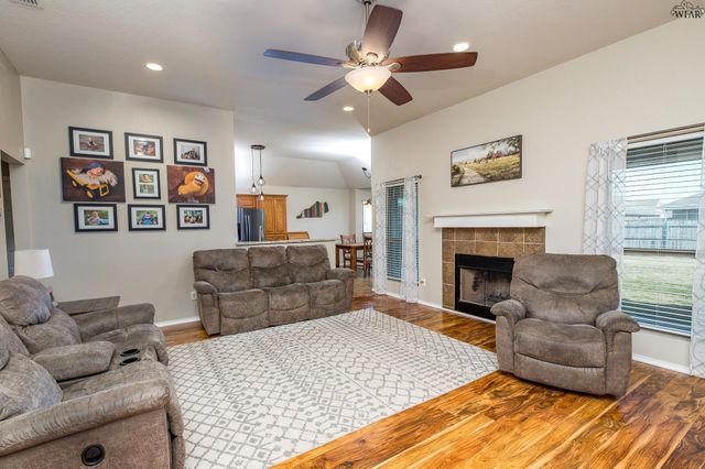 3 EVINGTON COURT, Wichita Falls, TX 76302