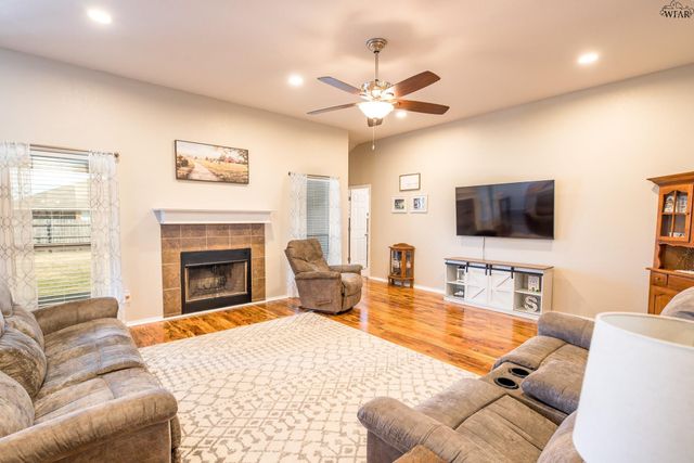 3 EVINGTON COURT, Wichita Falls, TX 76302