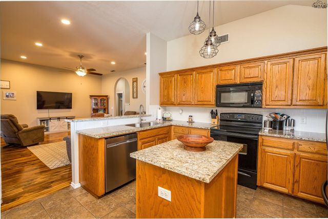 3 EVINGTON COURT, Wichita Falls, TX 76302