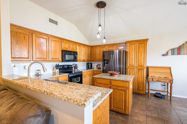 3 EVINGTON COURT, Wichita Falls, TX 76302