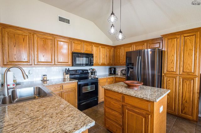 3 EVINGTON COURT, Wichita Falls, TX 76302