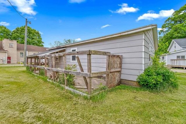 401 Saint Joseph Street, Union City, MI 49094