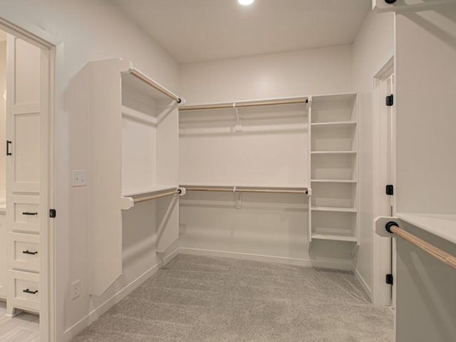 4725 NE Winn Road, Kansas City, MO 64117