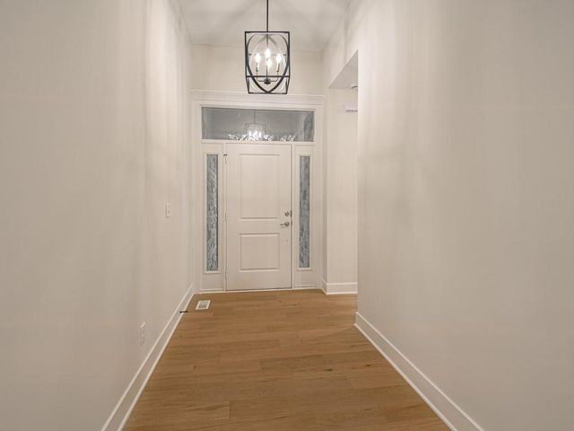 4725 NE Winn Road, Kansas City, MO 64117