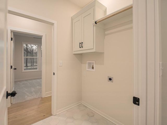 4725 NE Winn Road, Kansas City, MO 64117