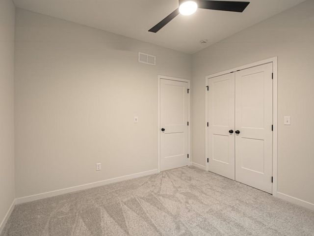 4725 NE Winn Road, Kansas City, MO 64117