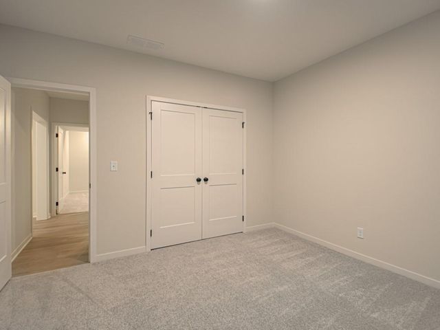 4725 NE Winn Road, Kansas City, MO 64117