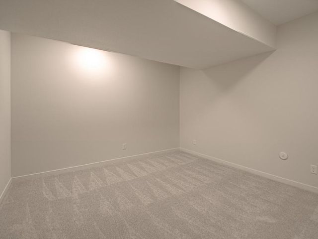 4725 NE Winn Road, Kansas City, MO 64117