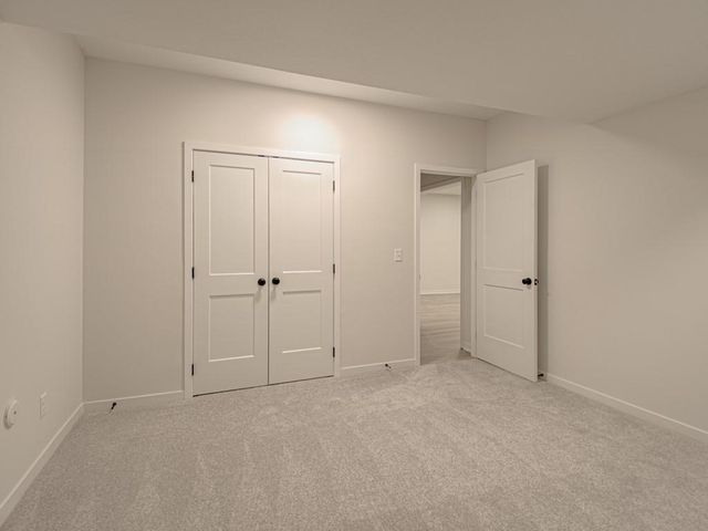 4725 NE Winn Road, Kansas City, MO 64117