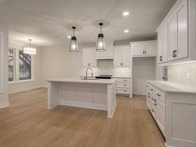 4725 NE Winn Road, Kansas City, MO 64117