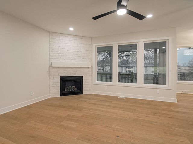 4725 NE Winn Road, Kansas City, MO 64117