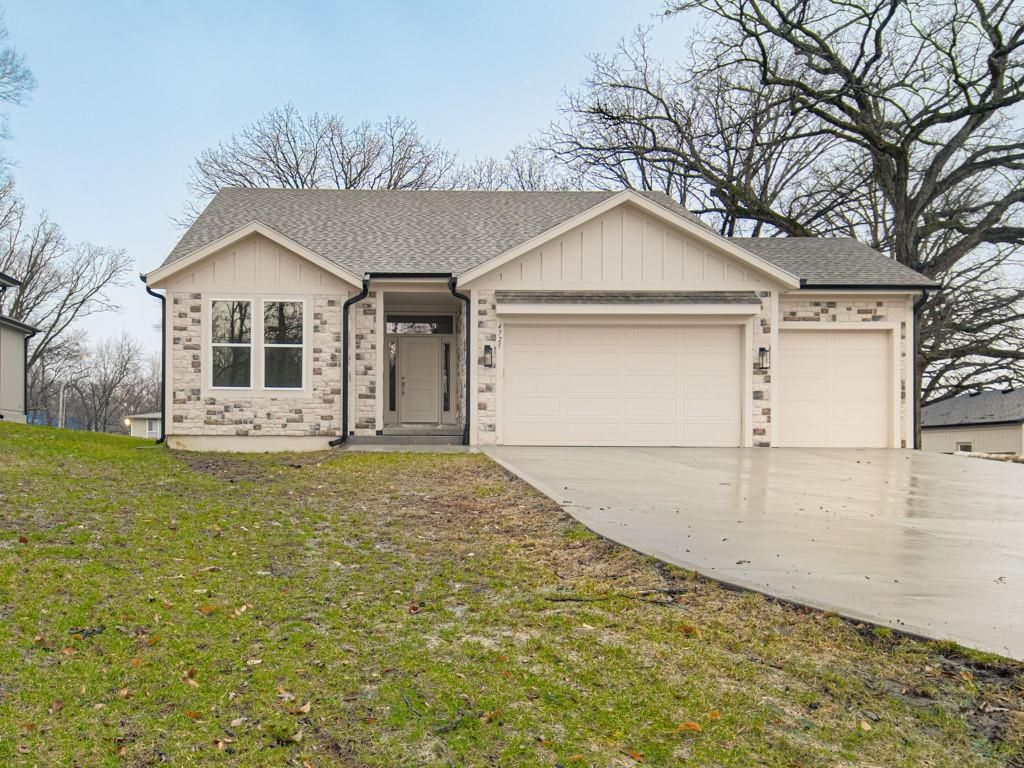 4725 NE Winn Road, Kansas City, MO 64117