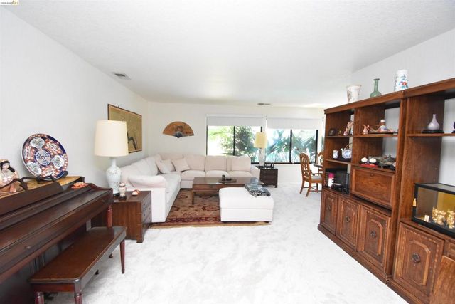 1547 Griffin Pt, Stockton, CA 95207