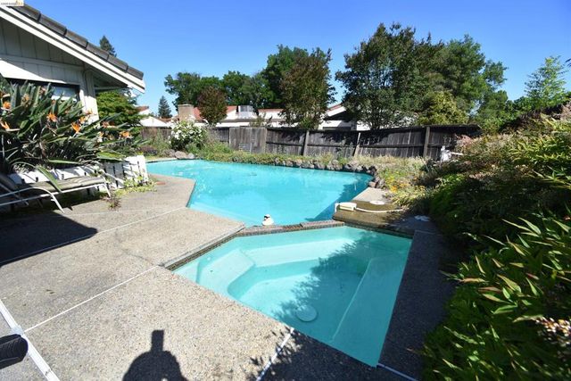 1547 Griffin Pt, Stockton, CA 95207