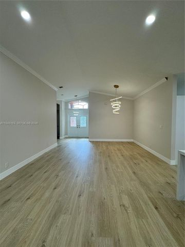 7633 Trapani Ln, Boynton Beach, FL 33472