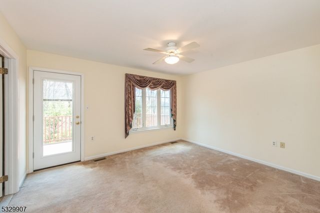 100 Canada Goose Dr, Allamuchy Twp., NJ 07840