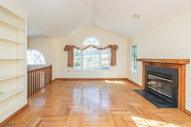 100 Canada Goose Dr, Allamuchy Twp., NJ 07840