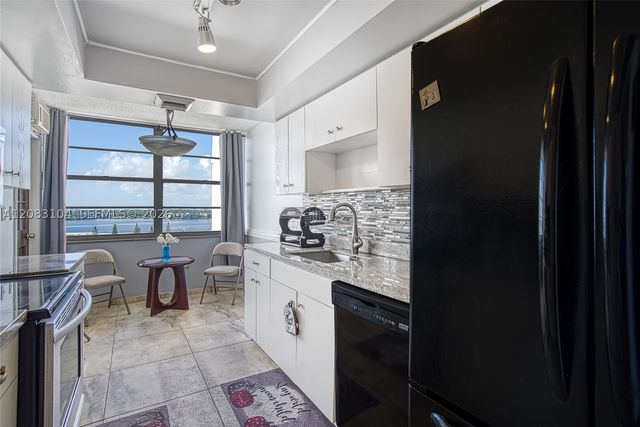 18021 Biscayne Blvd 1604, Aventura, FL 33160