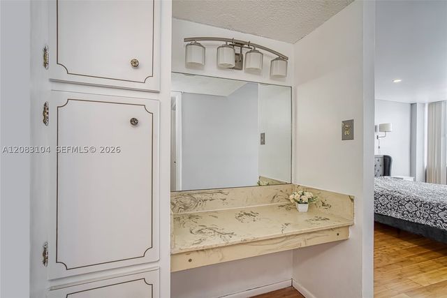 18021 Biscayne Blvd 1604, Aventura, FL 33160