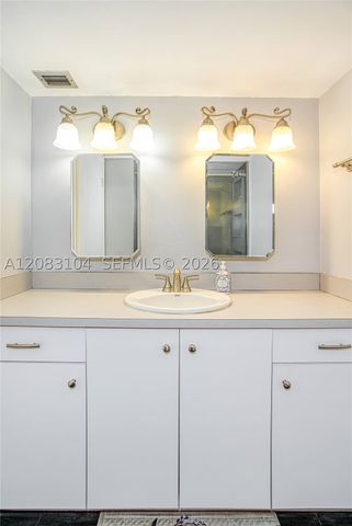 18021 Biscayne Blvd 1604, Aventura, FL 33160