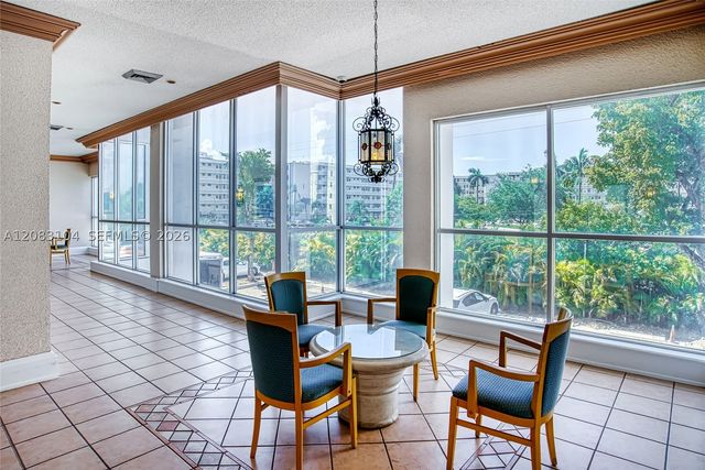 18021 Biscayne Blvd 1604, Aventura, FL 33160