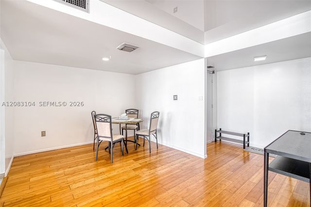 18021 Biscayne Blvd 1604, Aventura, FL 33160