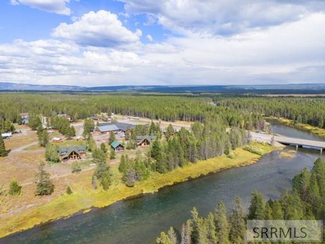 3930 Snow Cap Drive, Island Park, ID 83429