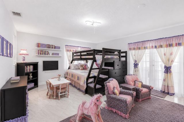 517 Ibis Drive, Delray Beach, FL 33444