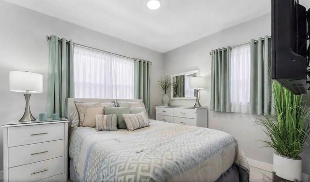 517 Ibis Drive, Delray Beach, FL 33444