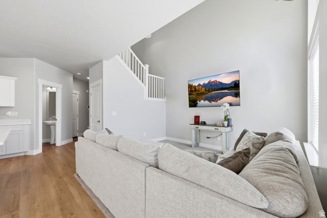 1007 N LEDGER DR, Saratoga Springs, UT 84045