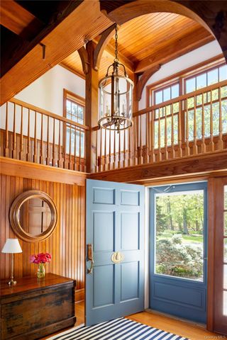 5055 New Suffolk Road, New Suffolk, NY 11956