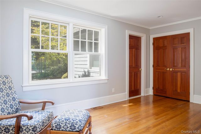 5055 New Suffolk Road, New Suffolk, NY 11956