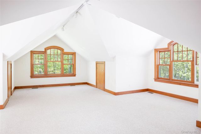 5055 New Suffolk Road, New Suffolk, NY 11956