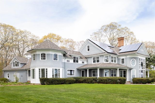 5055 New Suffolk Road, New Suffolk, NY 11956