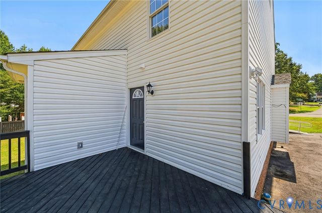 3701 Westbriar Ln, Dinwiddie, VA 22803