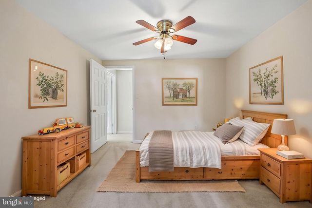 12855 VALLEYWOOD DR, Woodbridge, VA 22192
