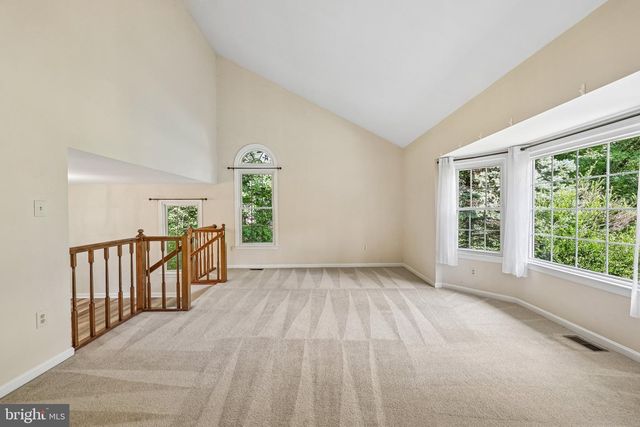 12855 VALLEYWOOD DR, Woodbridge, VA 22192