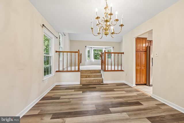12855 VALLEYWOOD DR, Woodbridge, VA 22192