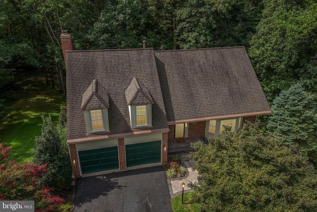 12855 VALLEYWOOD DR, Woodbridge, VA 22192